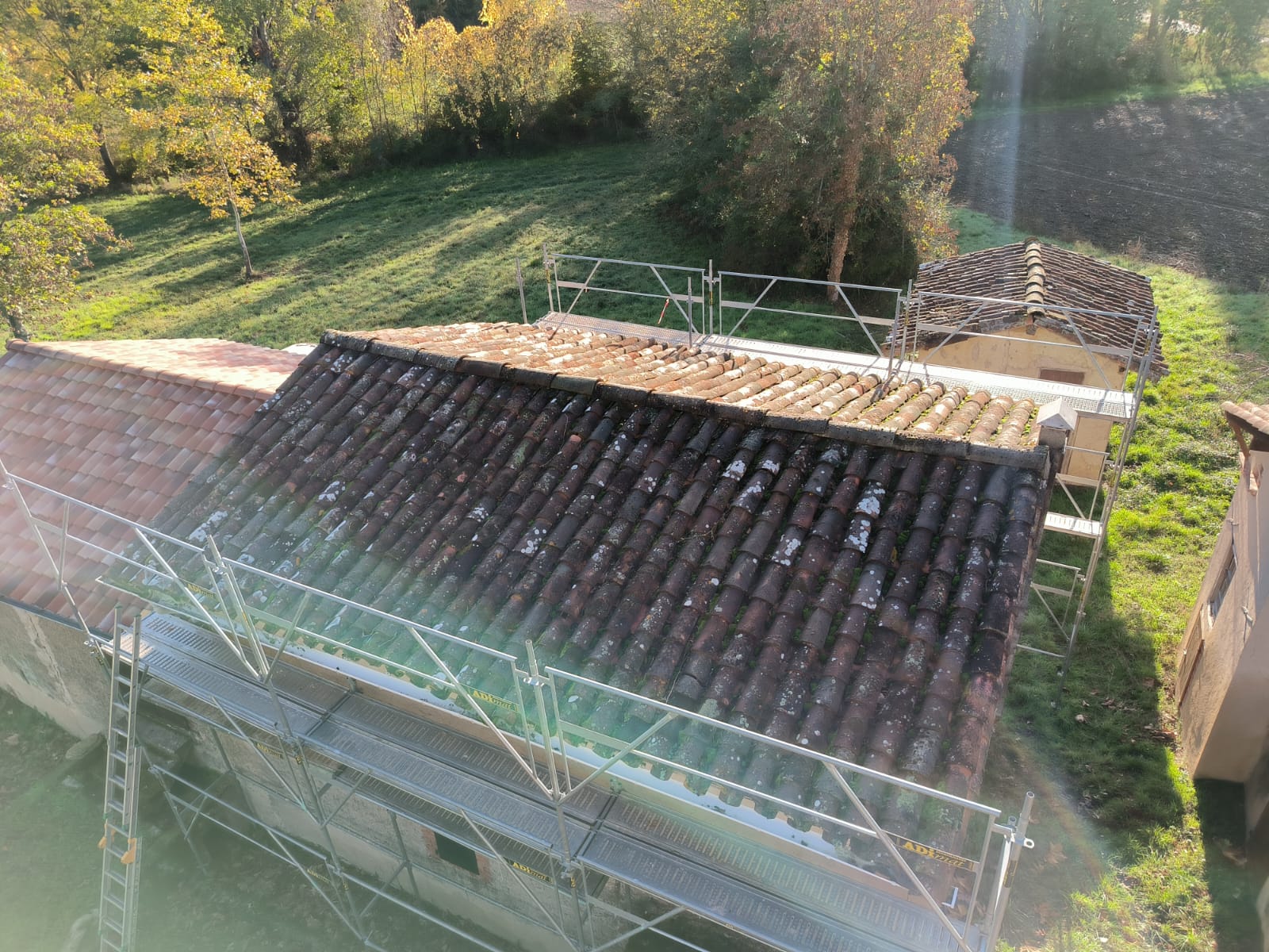 Réfection de charpente et couverture en tuiles médianes – Gaillac