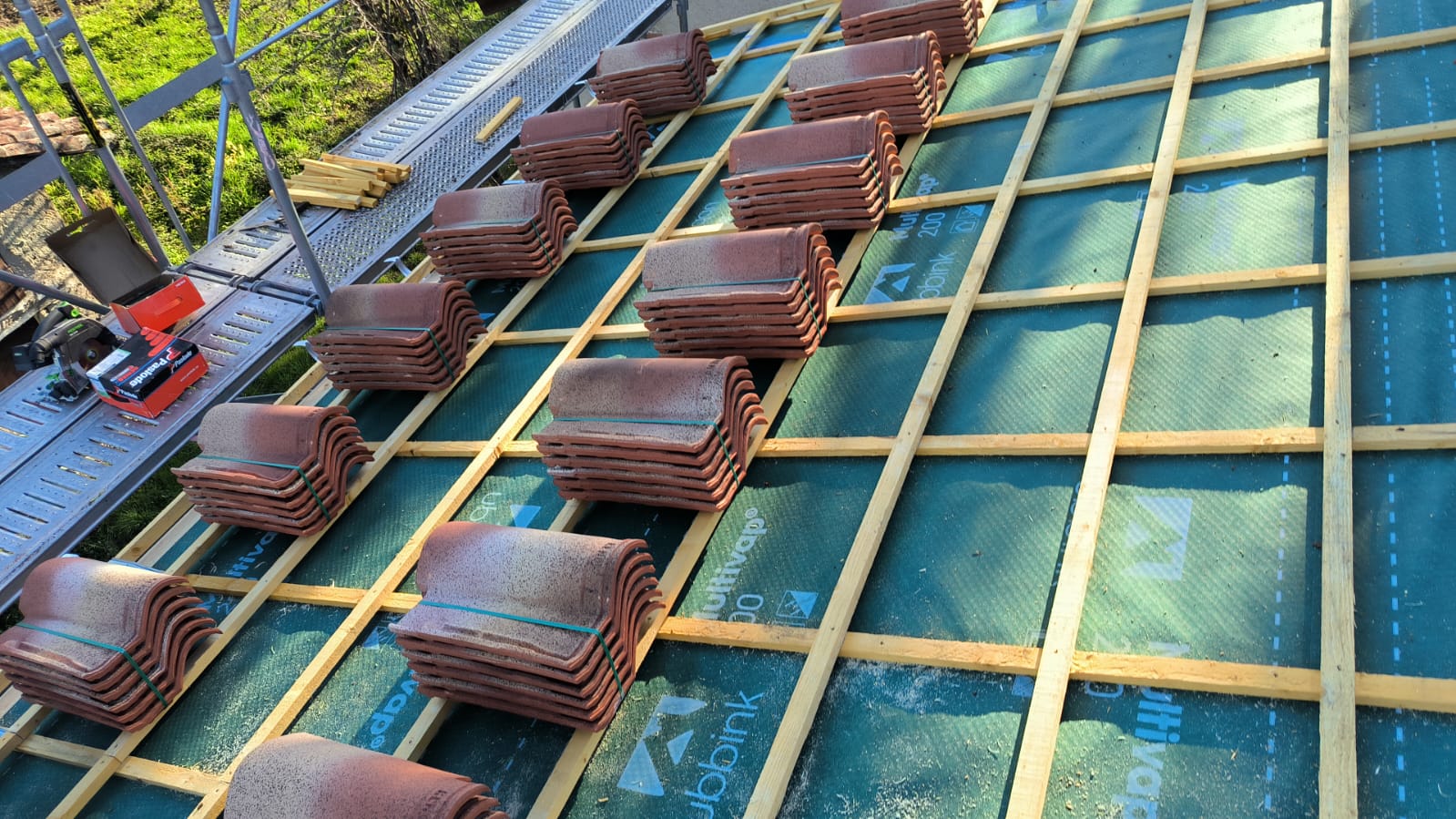 Réfection de charpente et couverture en tuiles médianes – Gaillac