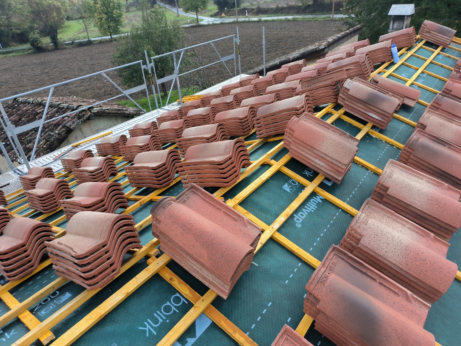 Réfection de charpente et couverture en tuiles médianes – Gaillac