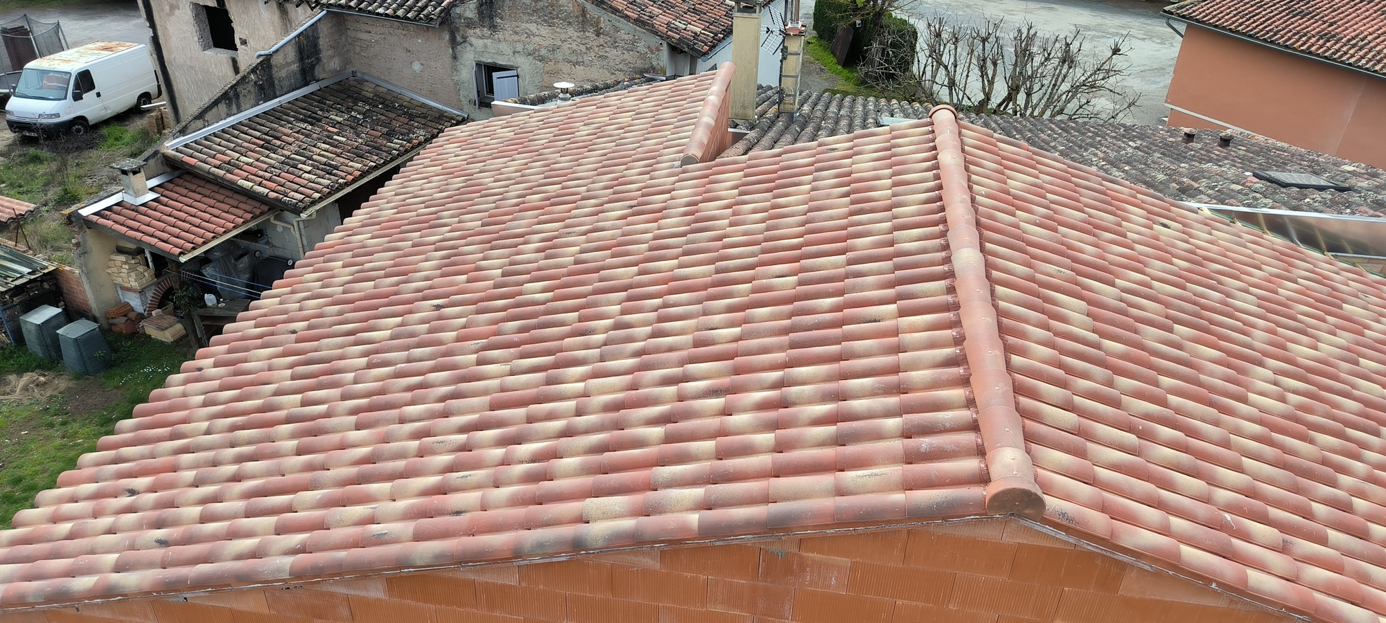 Pose de fermettes et tuiles médiane – Lagrave